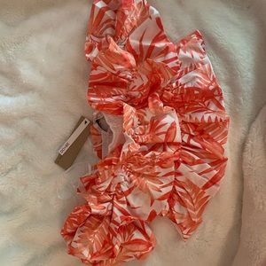 Cropped tub top floral